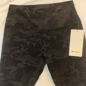 Women’s Lululemon Align Pant/Size 10/ Color-Camo Black